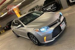 تويوتا أفالون